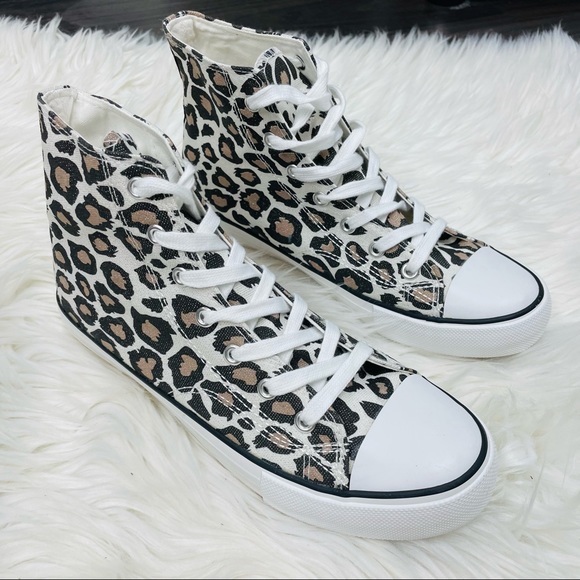 Leopard canvas high top sneaker - Picture 9 of 10